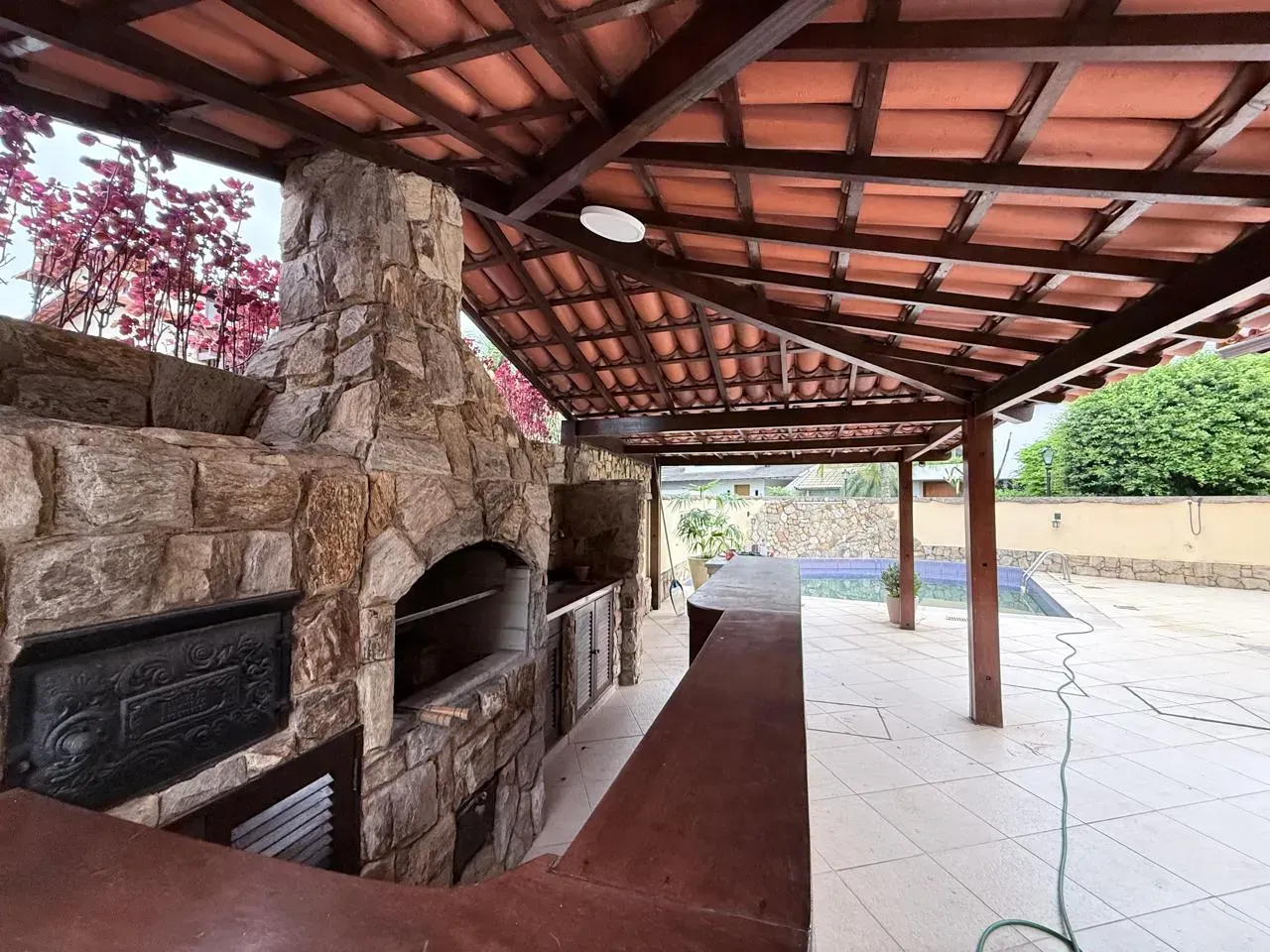 Casa, 600 m², com piscina privativa