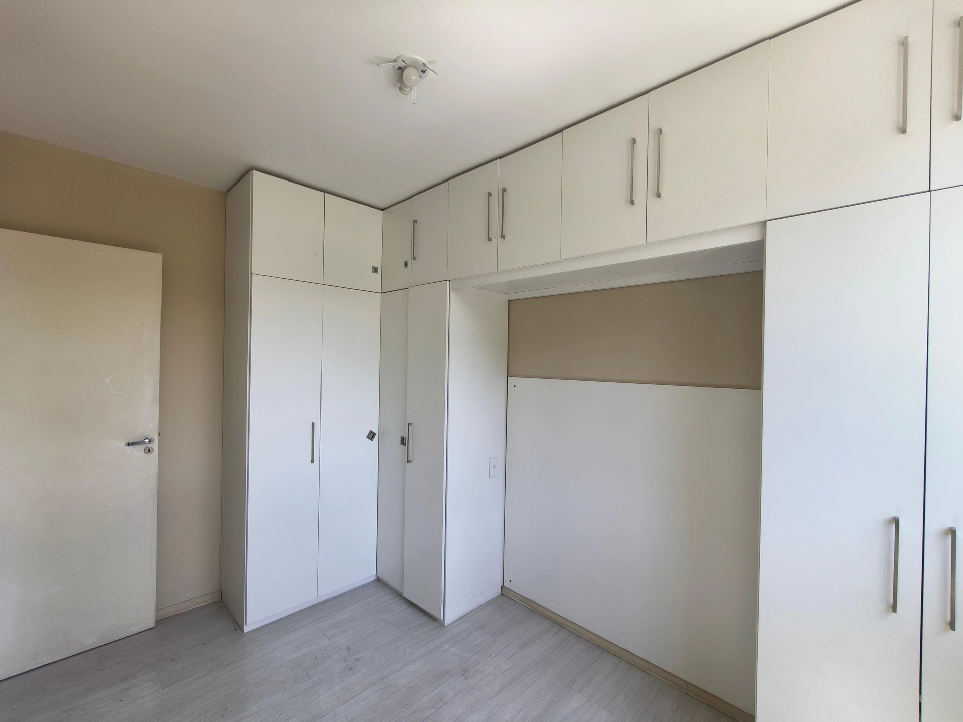 Apartamento para alugar com 2 quartos e 1 banheiro — photo 11