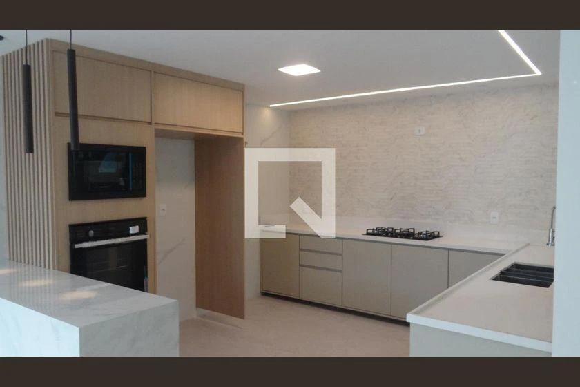 House, 384 m², with floor-to-ceiling windows — photo 2