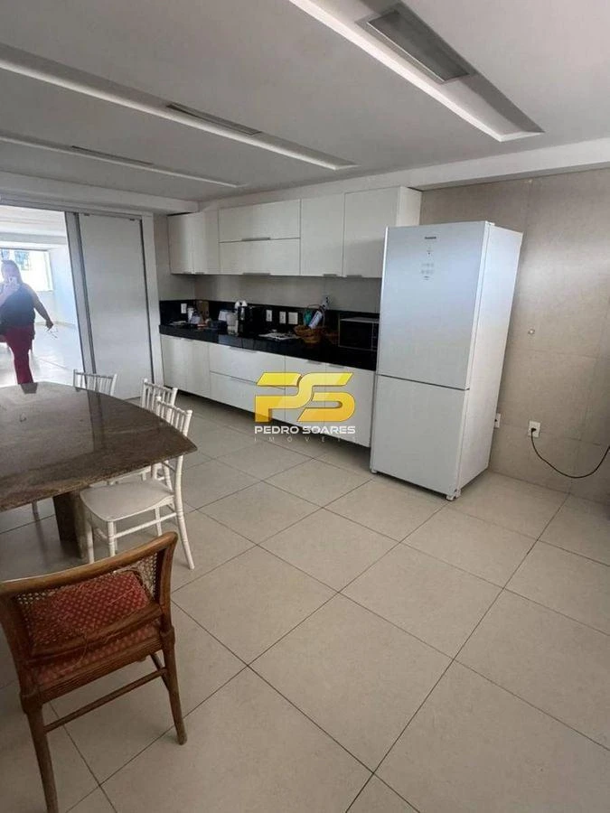 Furnished apartment, 1000 m², with a glass-enclosed balcony — photo 8