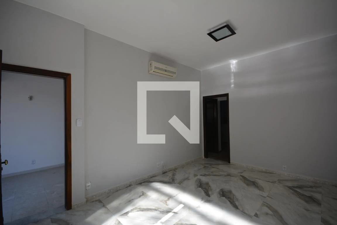Apartamento de 5 quartos, sendo 1 suíte, 106 m², Irajá — photo 11