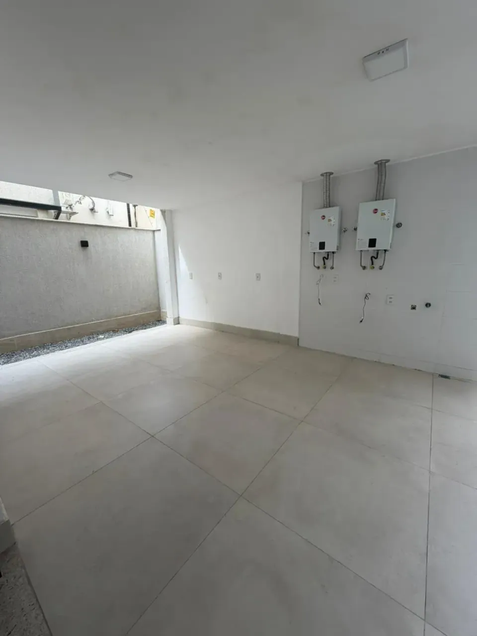 450 m² house with 4 bedrooms and an open-plan kitchen — photo 18