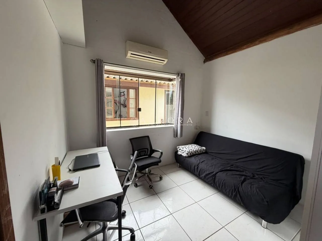 3-bedroom house with a washing machine — photo 6