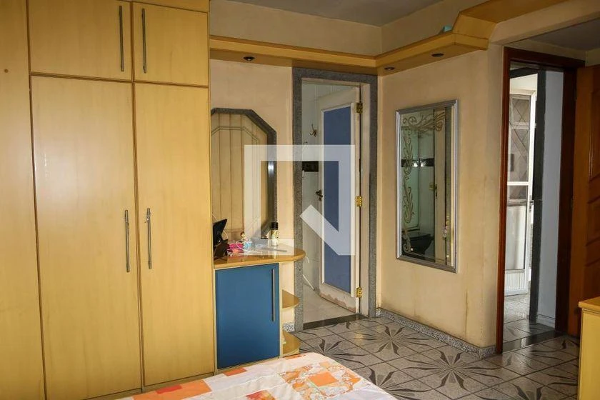 Furnished house with 4 bedrooms and 550 m² with air conditioning — photo 44