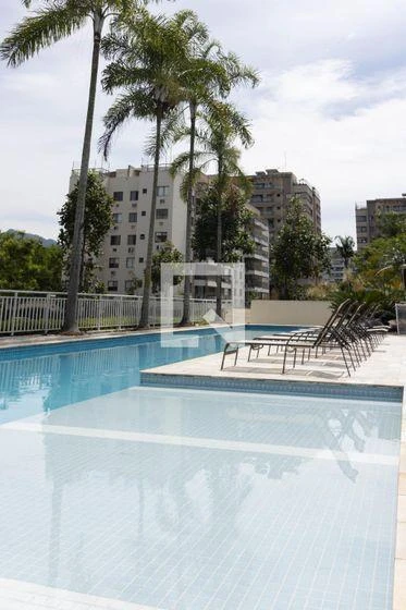 2-bedroom apartment with a walk-in closet in Rio de Janeiro — photo 12