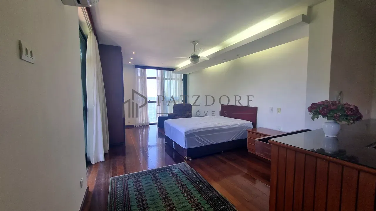 Apartamento 270 m² com 4 quartos e cozinha fechada — photo 25
