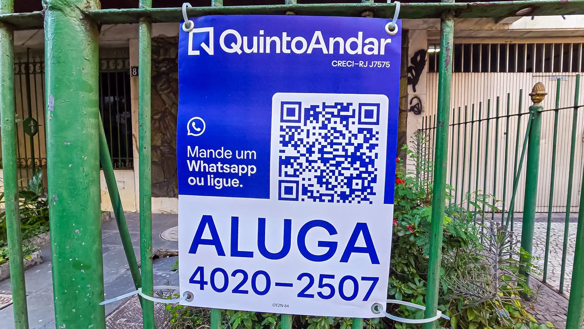 Apartamento com 2 quartos, varanda e cozinha equipada — photo 12