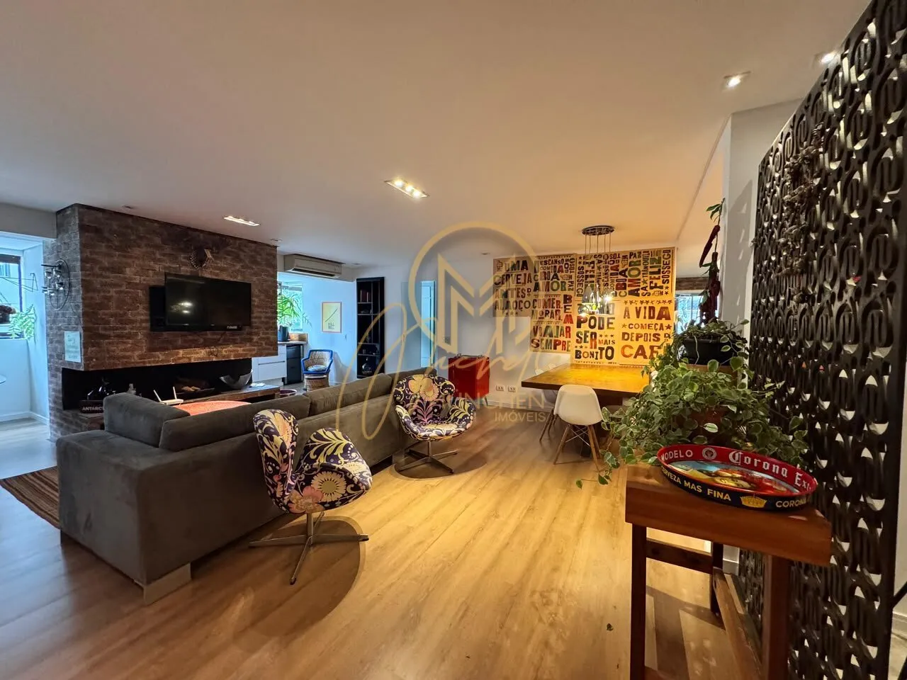 Furnished 160 m² apartment with 3 bedrooms and 4 baths — photo 13