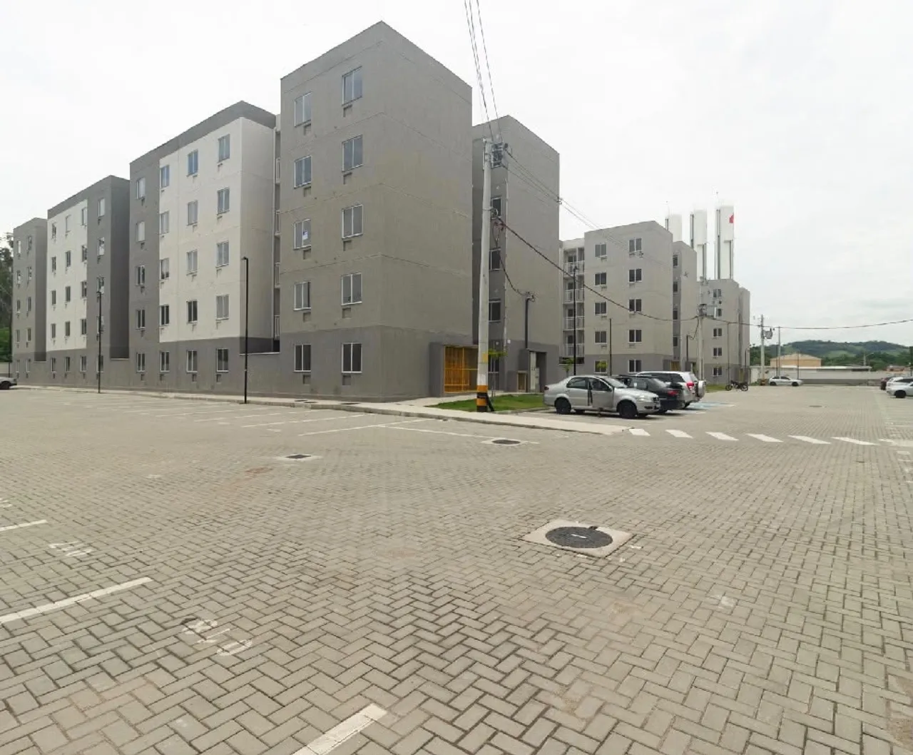 Apartamento de 2 quartos em condomínio com piscina — photo 11