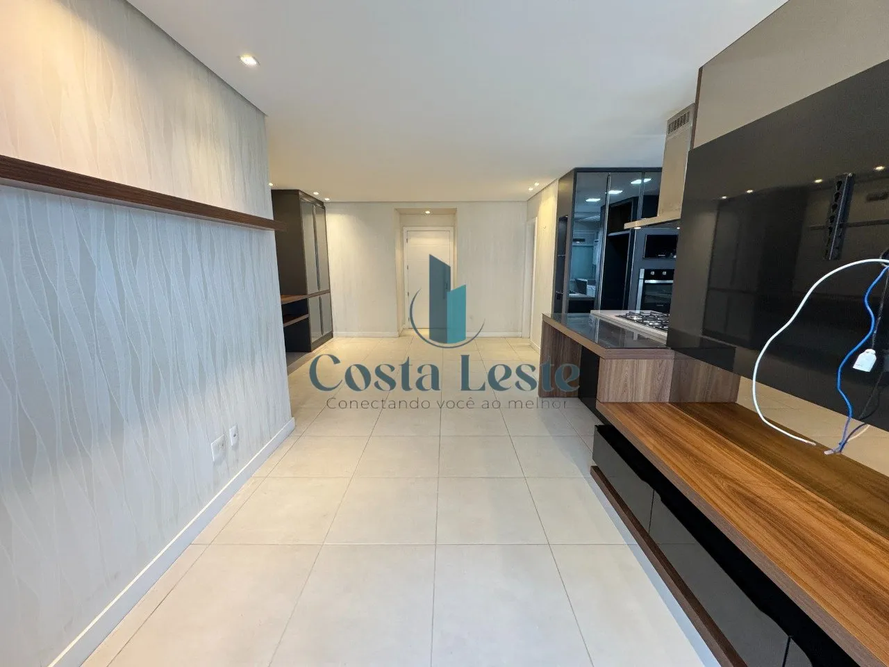 3-bedroom apartment with a home office in Florianópolis — photo 31