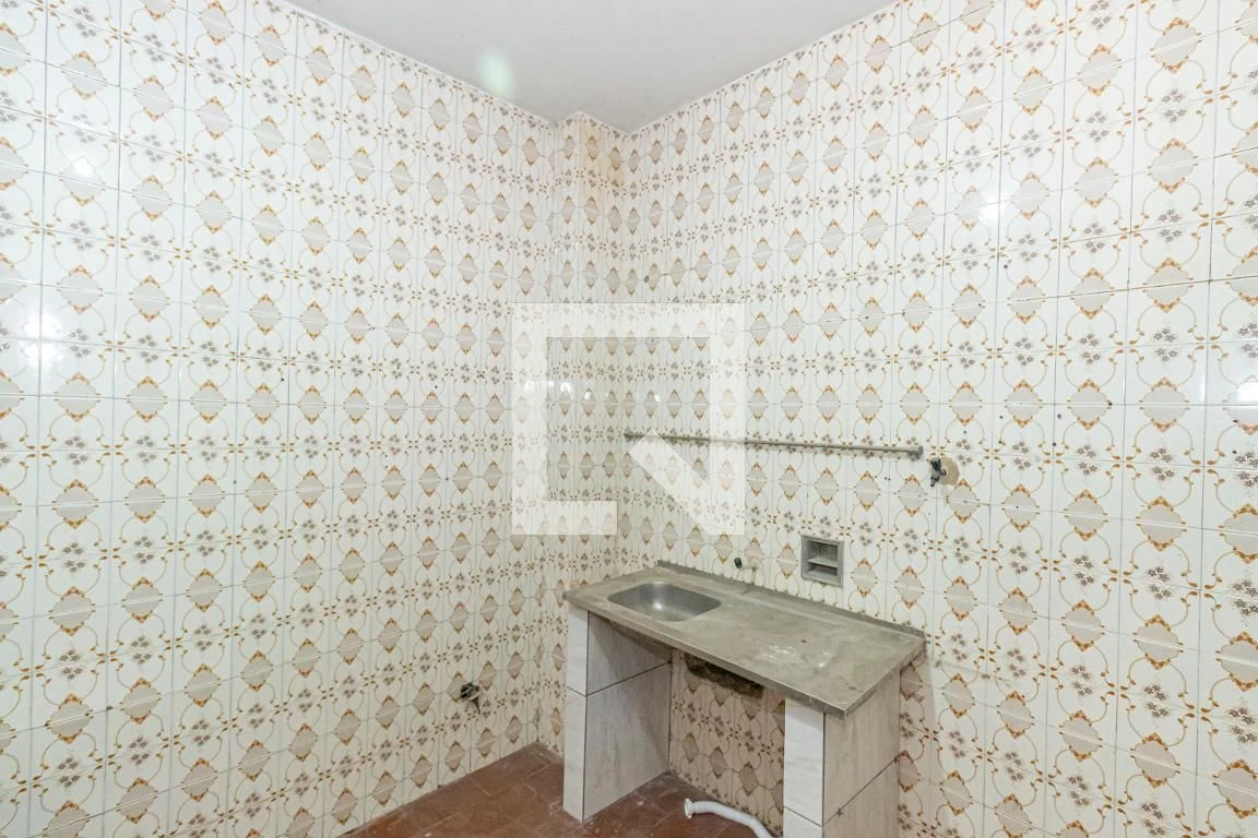Casa sem mobília com 3 quartos e 3 banheiros — photo 4