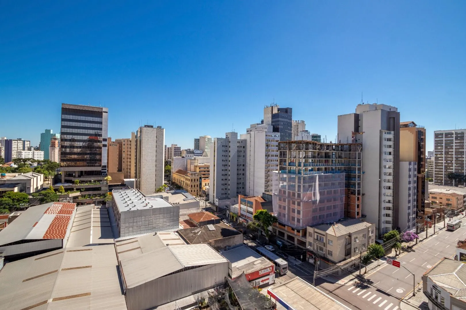 Apartamento com 2 quartos e 40 m² com varanda e BBQ — photo 21
