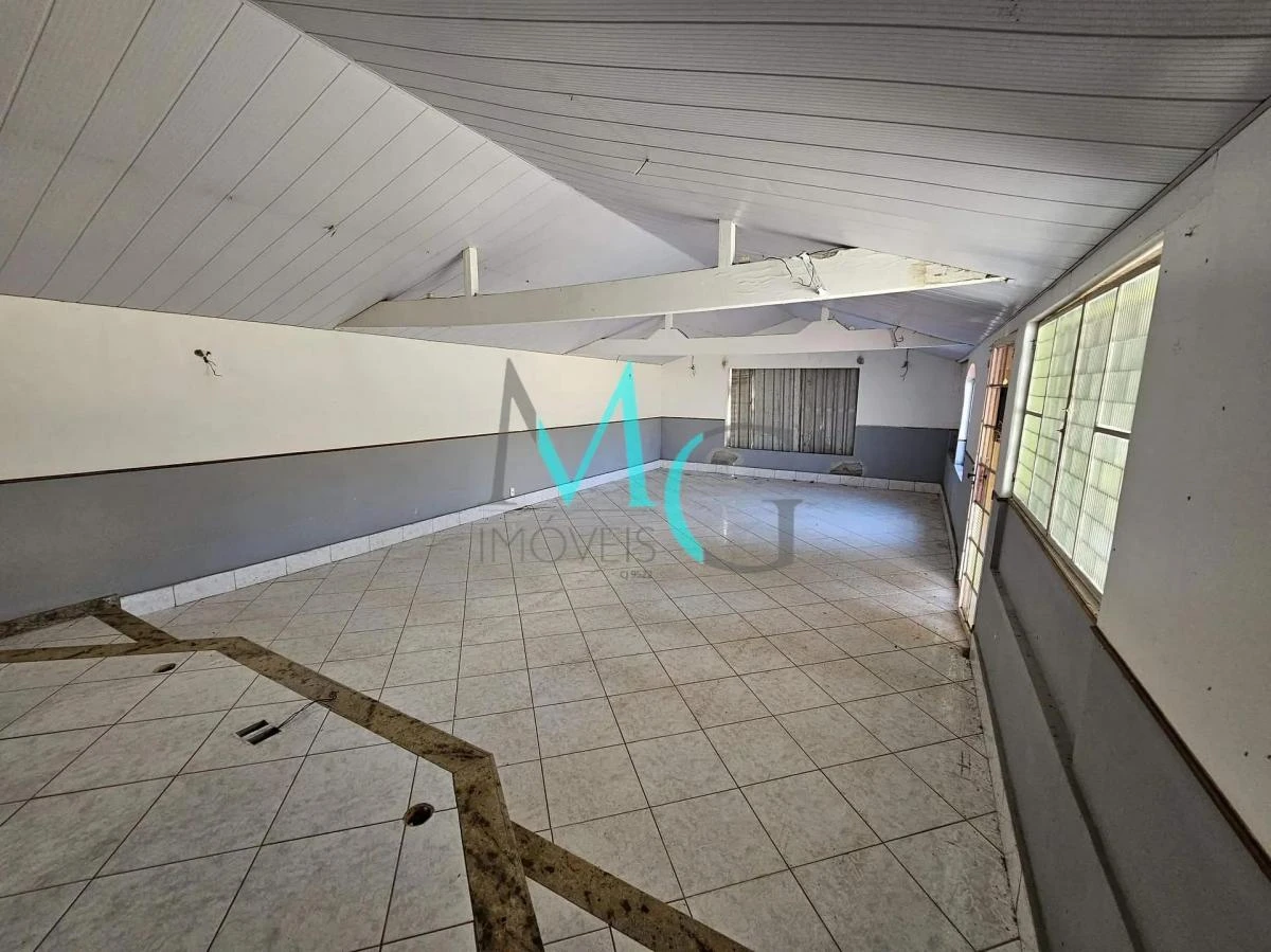Casa ampla sem mobília com 720 m², 1 quarto e 4 banheiros — photo 7