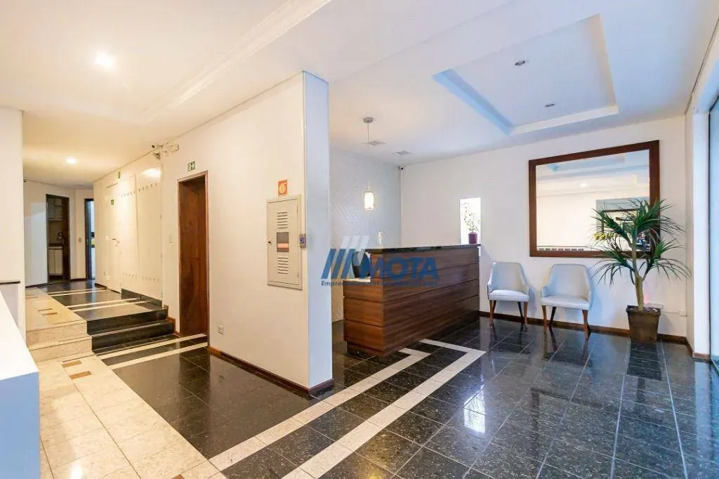 Furnished-free 40 m² studio with a balcony — photo 3