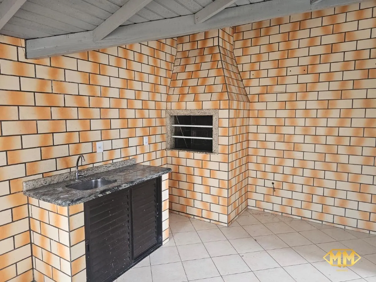 3-bedroom house with a grill on the balcony in Florianópolis — photo 2