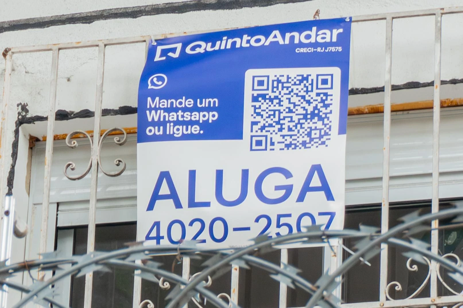 4 quartos e banheira: casa de 230 m²