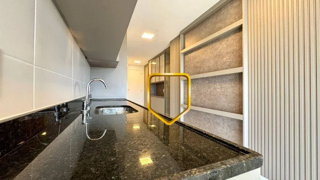 4-bedroom apartment with 156 m² and 2 en-suite baths — photo 24