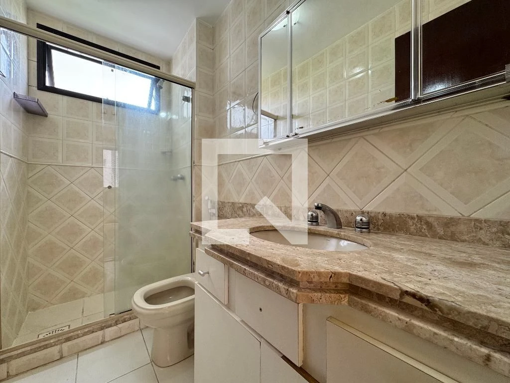 Apartment, 92 m², with a glass-enclosed balcony — photo 27