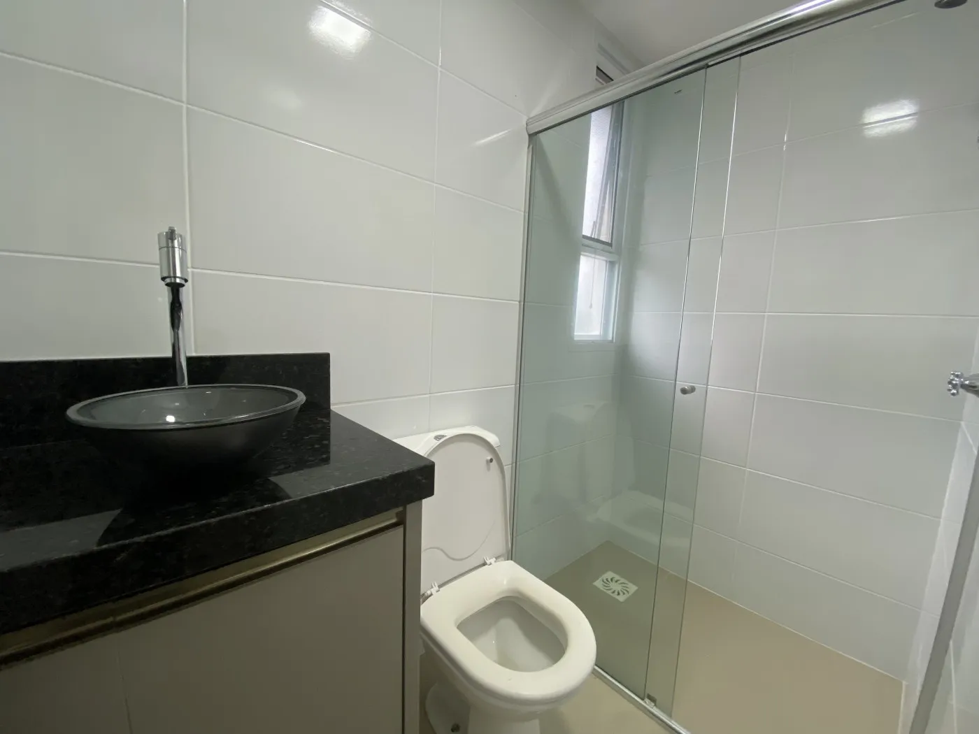 Apartamento en planta baja con 4 dormitorios y 3 suites — photo 8