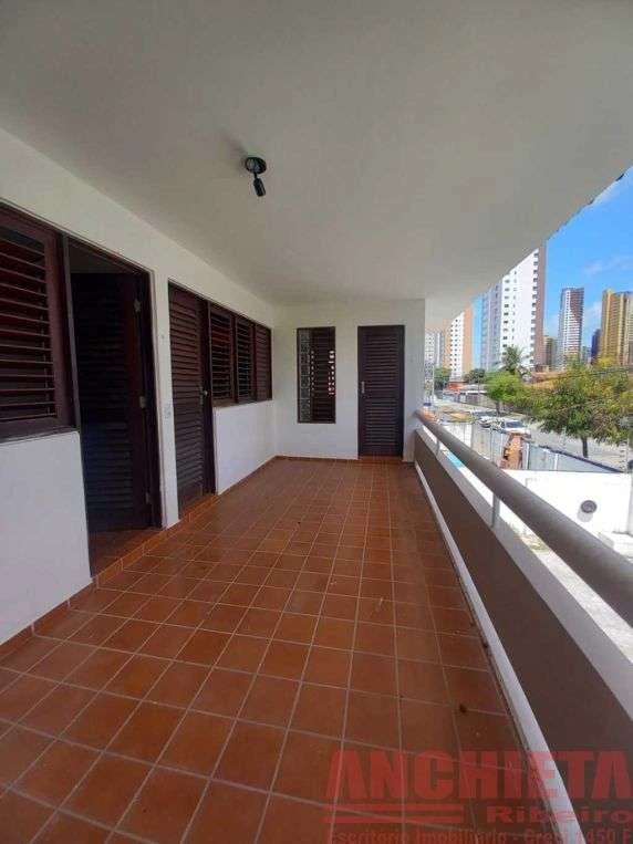 Unfurnished 3-bedroom house with a separate kitchen
