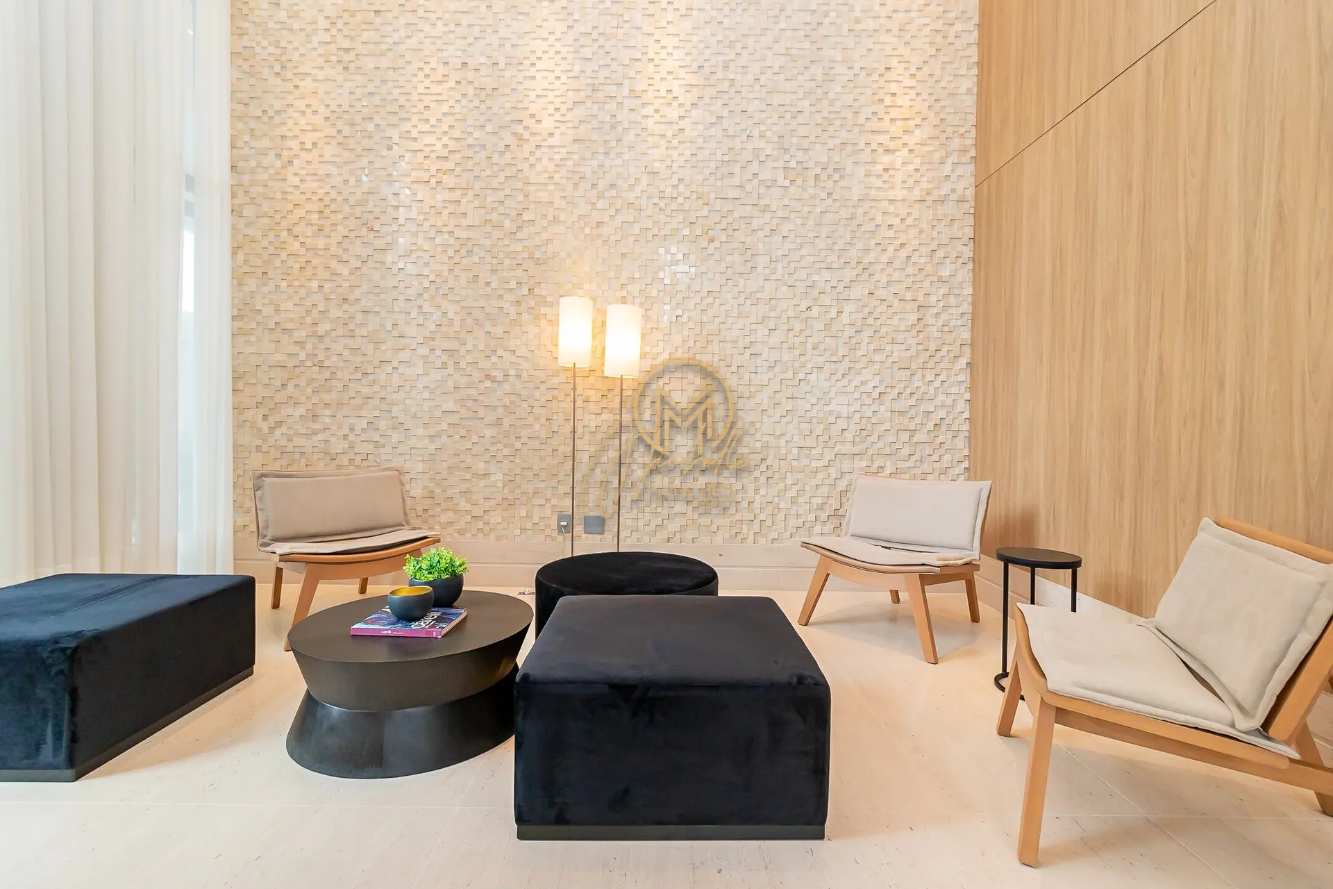 Furnished 462 m² apartment with 4 en-suite rooms — photo 141