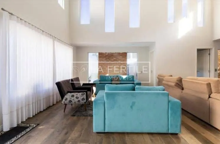 House with 3 bedrooms and floor-to-ceiling windows — photo 7