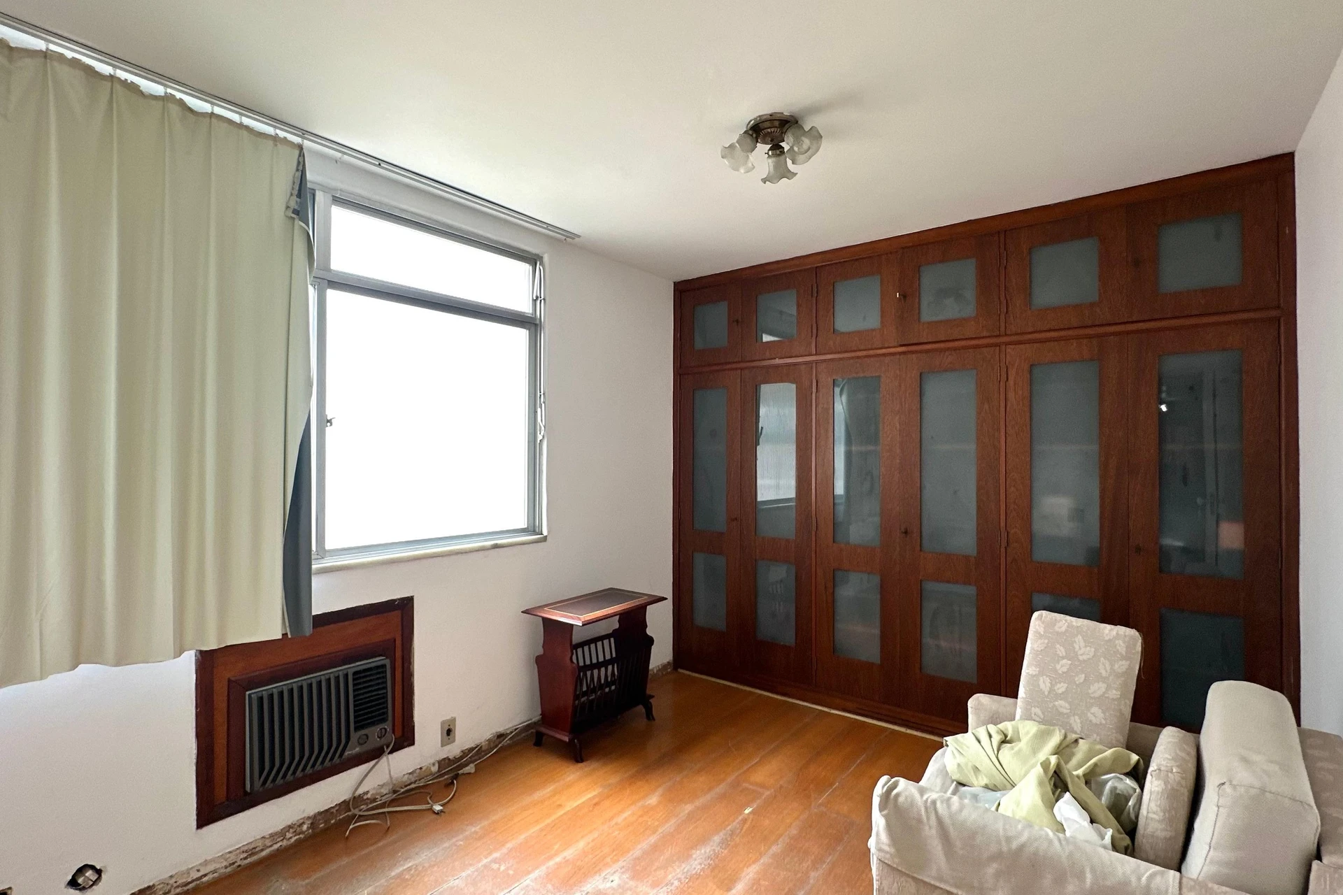 Apartamento amueblado de 3 dormitorios y cocina cerrada — photo 25