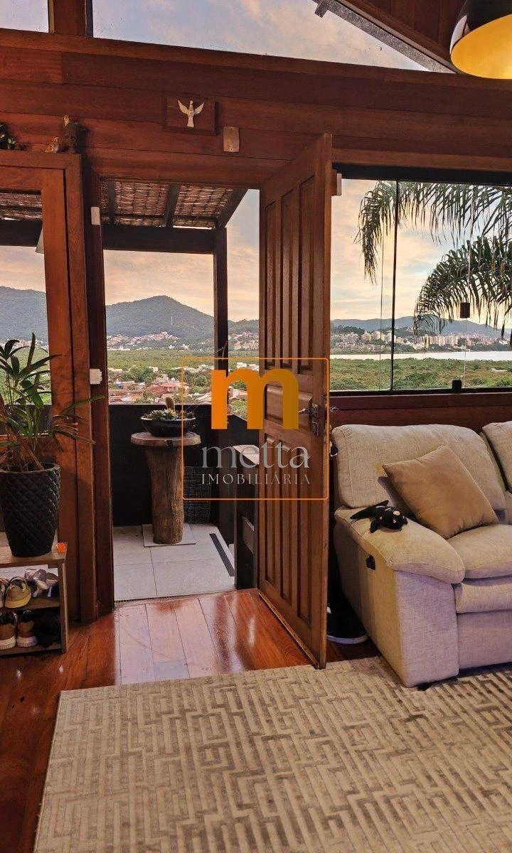 Furnished house, 110 m², with floor-to-ceiling windows — photo 14