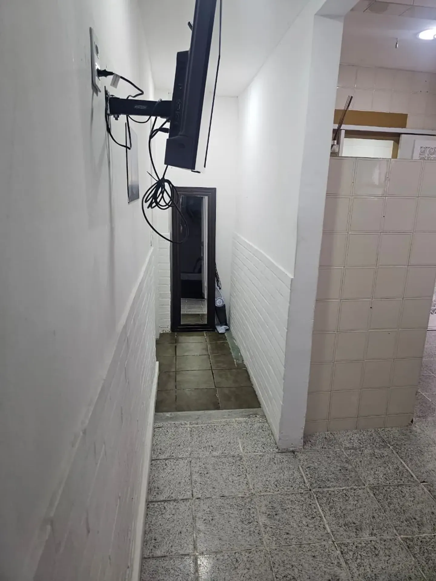 Furnished 2-bedroom apartment with a gas mini-kitchen — photo 4