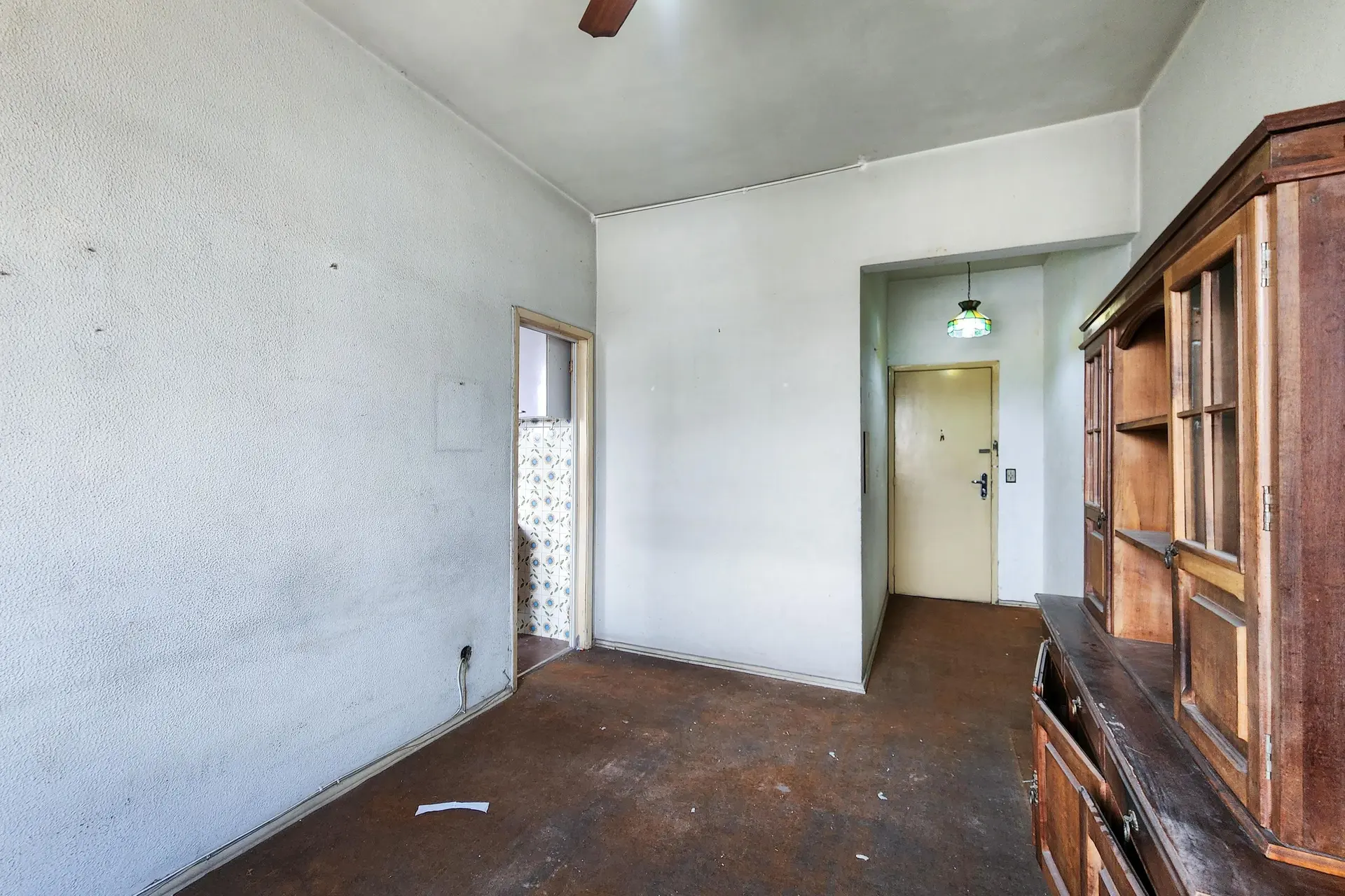 1-bedroom unfurnished apartment with 1 bathroom and parking — photo 16