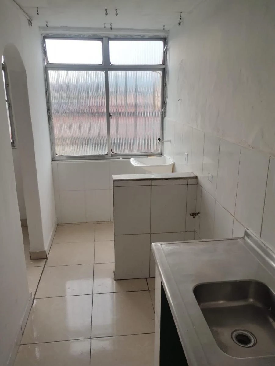 Unfurnished apartment with 2 bedrooms and 1 parking space — photo 12