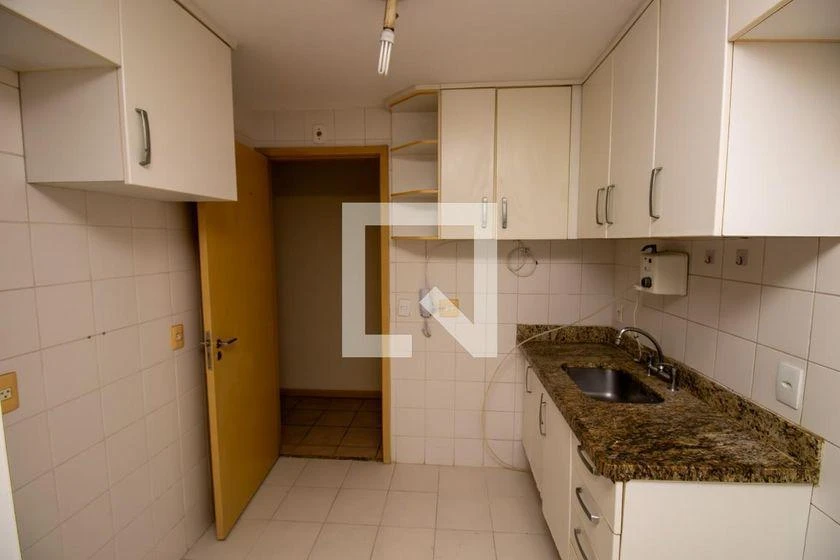 3-bedroom apartment, 1 with its own bathroom, 100 m² — photo 18