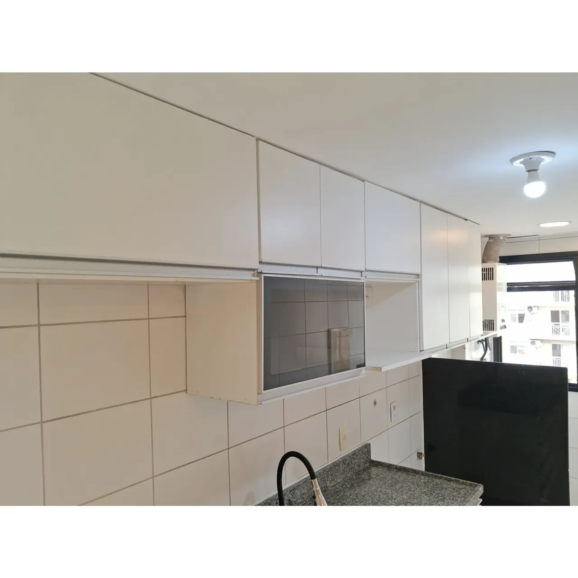 Квартира 73 м² з 2 спальнями та 9 поверхом, балкон — photo 15
