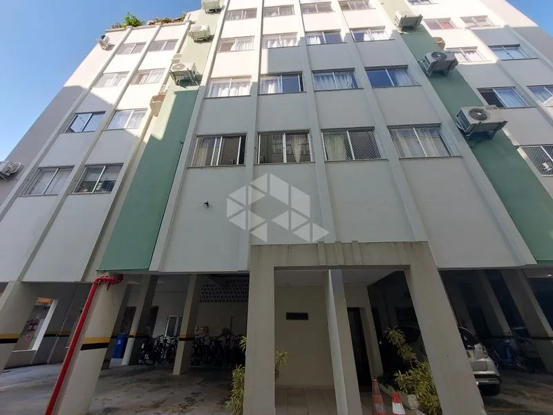 Apartamento de 70 m² con 3 dormitorios y 1 plaza en 4.º — photo 3