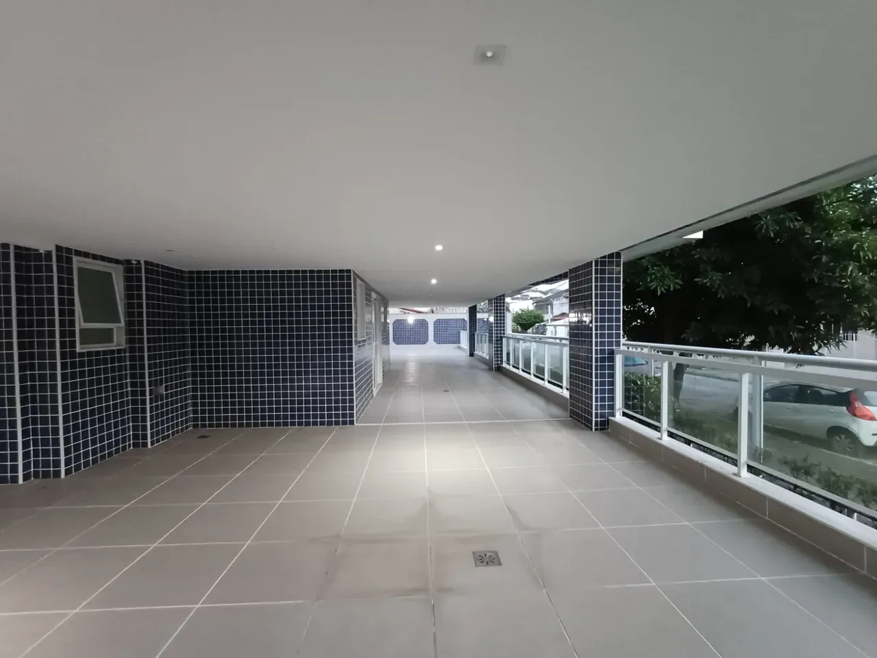 2-bedroom apartment, 1 with its own bathroom, 98 m² — photo 24