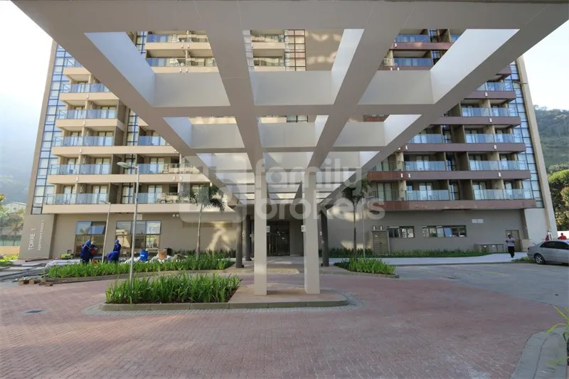 Furnished 68 m² apartment with 2 bedrooms and balcony — photo 11
