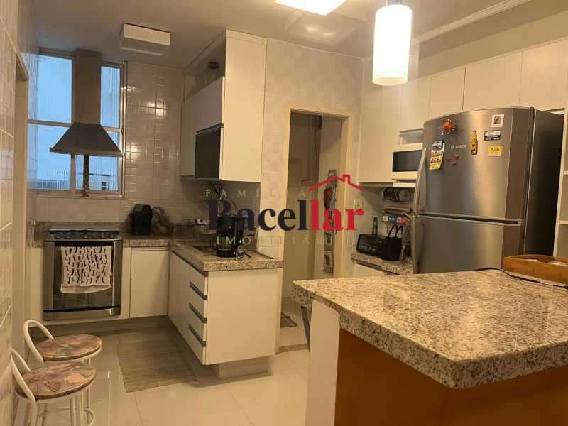 Мебльована квартира з 3 спальнями та відкритою кухнею — photo 7