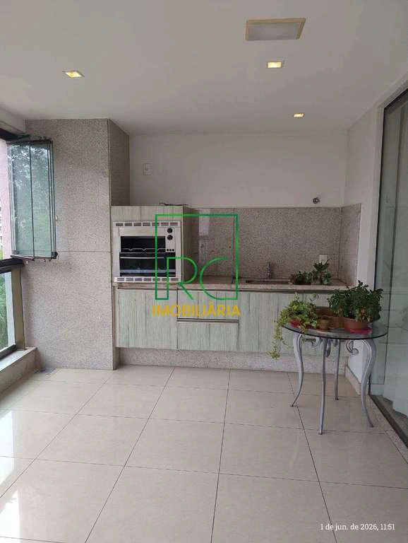 234 m² unfurnished apartment with 4 en-suite bedrooms — photo 20