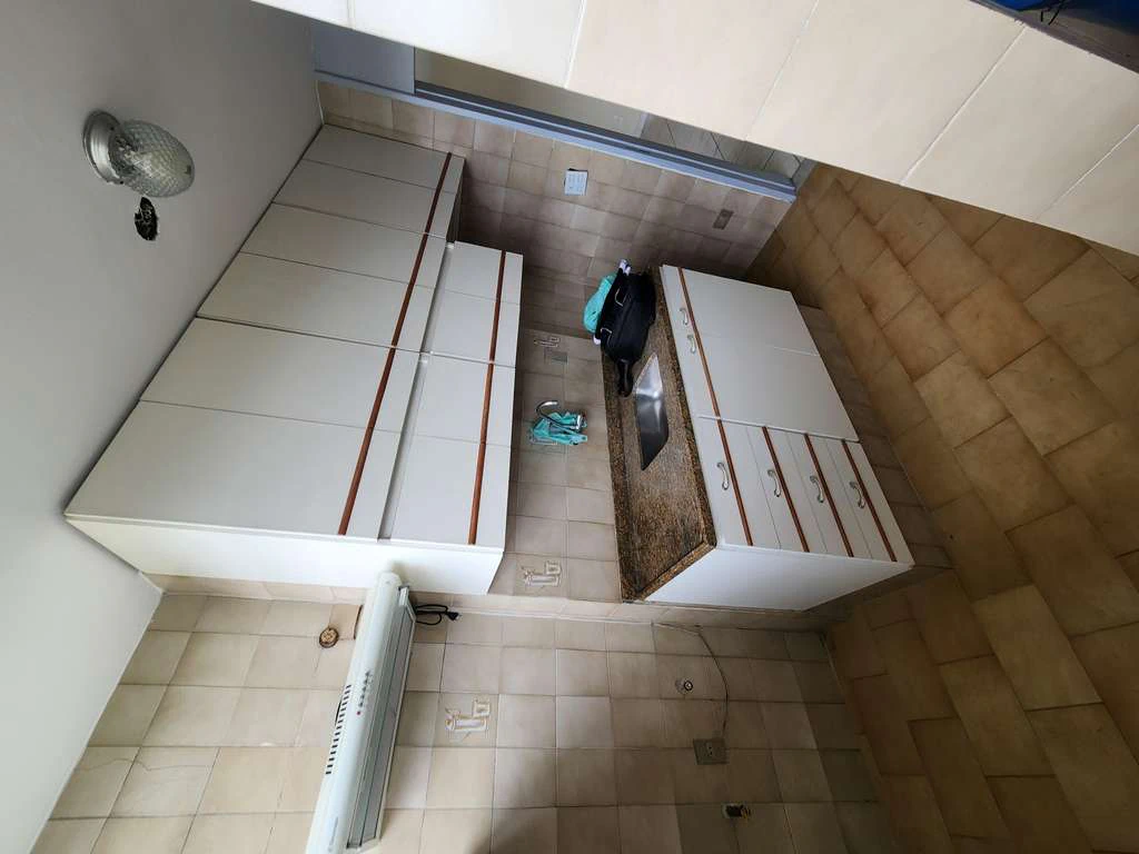 2-bedroom apartment with balcony, no parking — photo 5