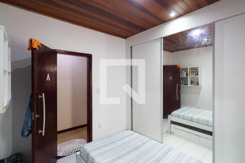 Casa de 5 quartos com espaço de home office — photo 26