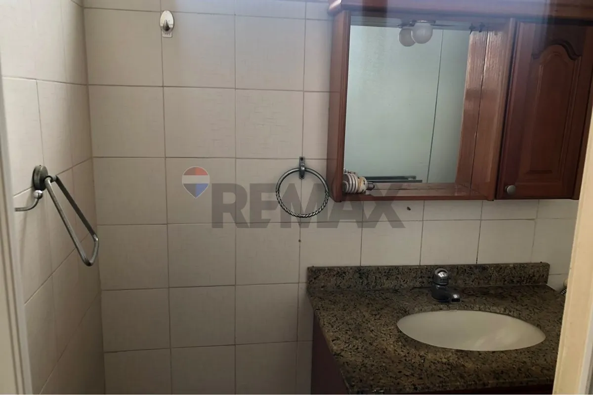 63 m² apartment with a washing machine and a bathtub — photo 21