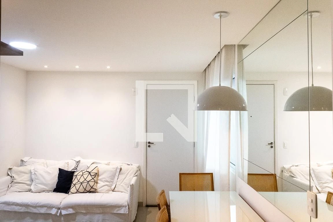 Furnished apartment, 49 m², with floor-to-ceiling windows — photo 24
