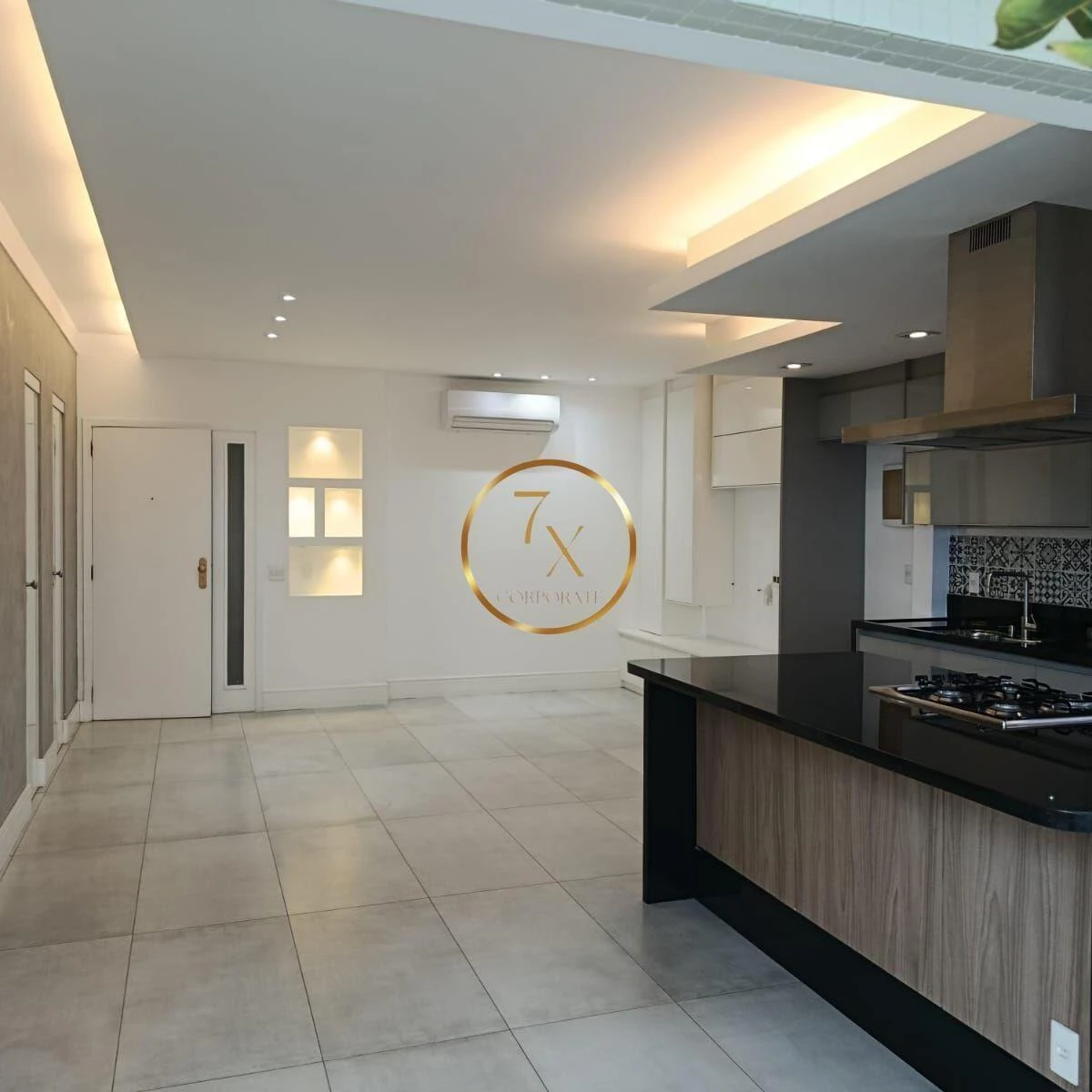 70 m² loft with 1 en-suite bedroom and water view — photo 3