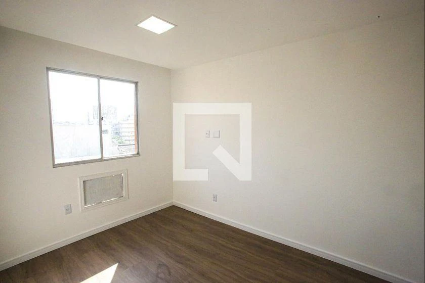 3-bedroom apartment in a building with a gym — photo 4