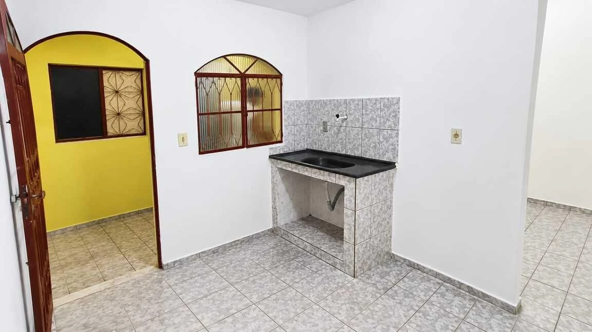Estudio sin amueblar con 1 dormitorio y 1 baño