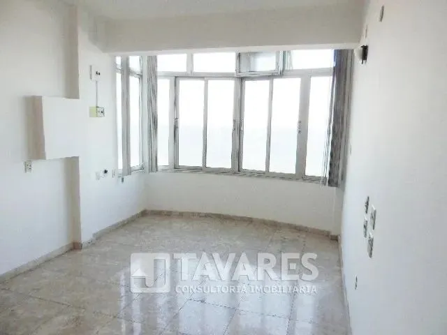 Unfurnished rental apartment with 3 bedrooms and 3 baths — photo 10