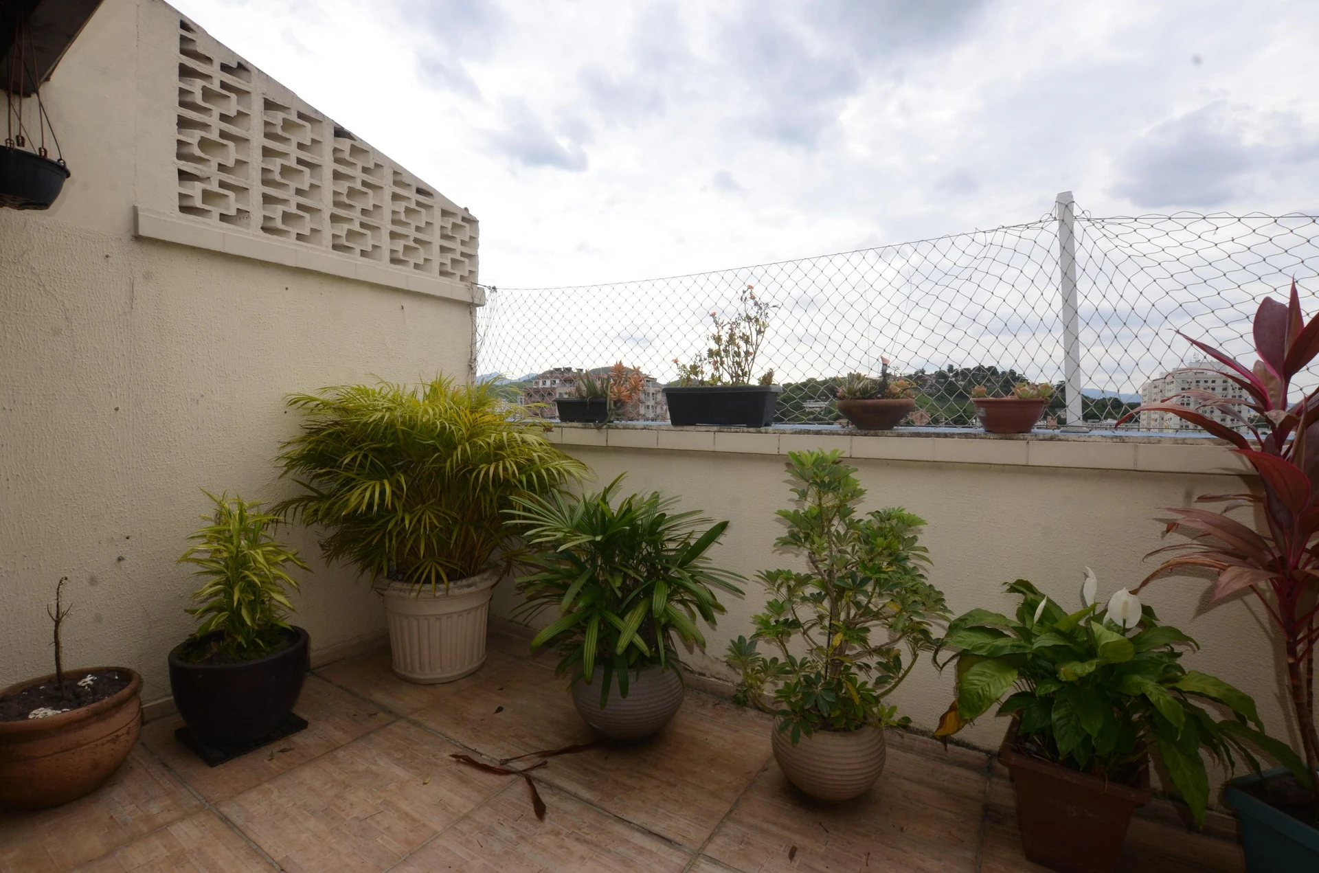 Furnished apartment, 126 m², with a grill on the balcony — photo 28