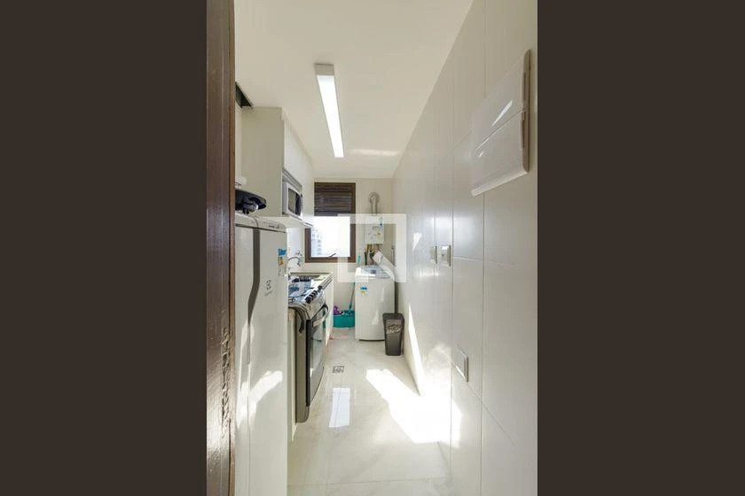 Apartamento mobiliado de 1 quarto com varanda fechada — photo 30