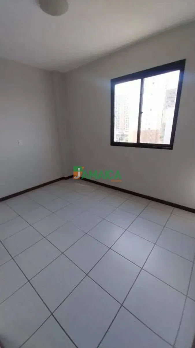 3-bedroom apartment, 1 with its own bathroom, 74 m² — photo 15
