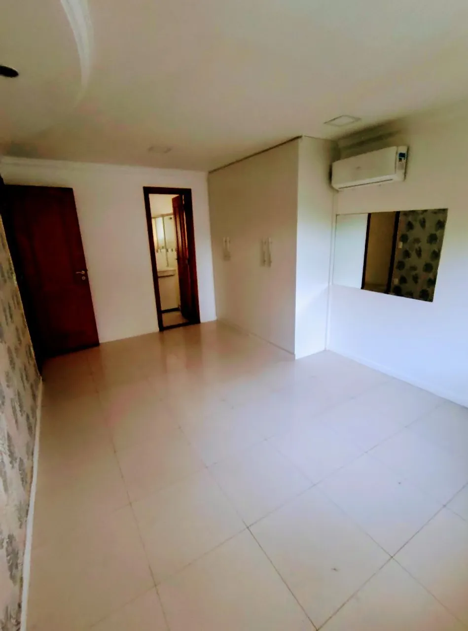 Casa com 5 quartos, 5 banheiros e 5 vagas — photo 2
